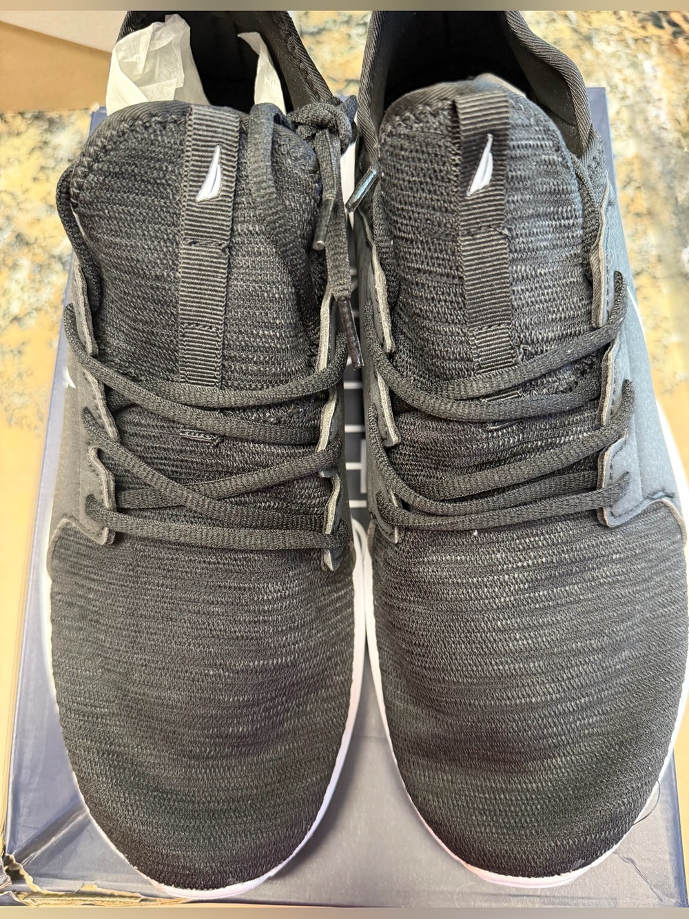 Nautica men’s 13 PL1901 lace up athletic- new in box